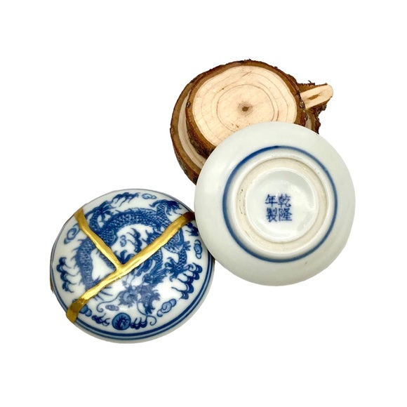 Kintsugi Chinese Porcelain Dragon 5-Claw Blue White Box Gold Crack Growth Gift - Picture 15 of 16